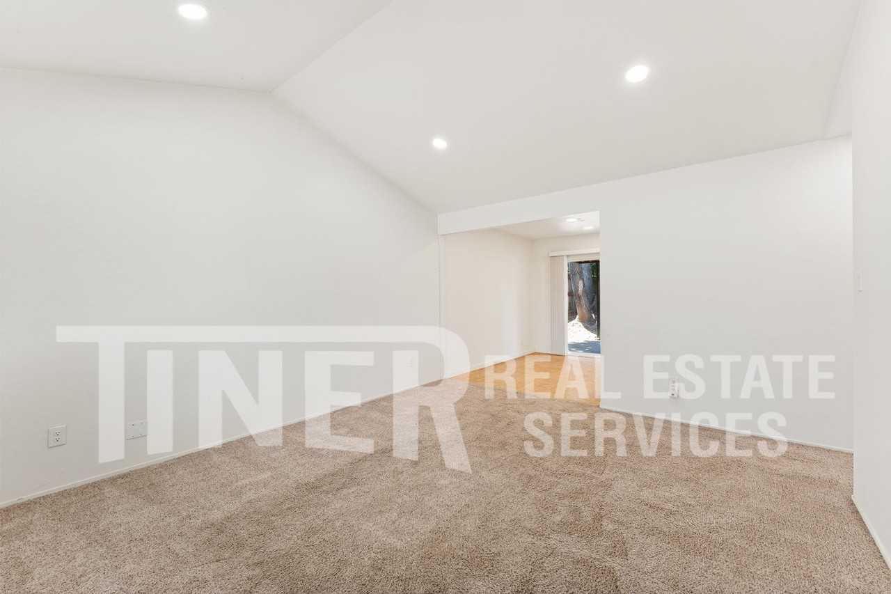 8912 Lanier Way - Photo 2 of 21