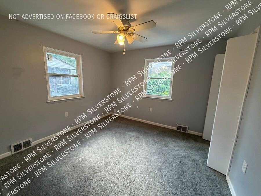 26623 Northeastern Hwy - Photo 7 of 13