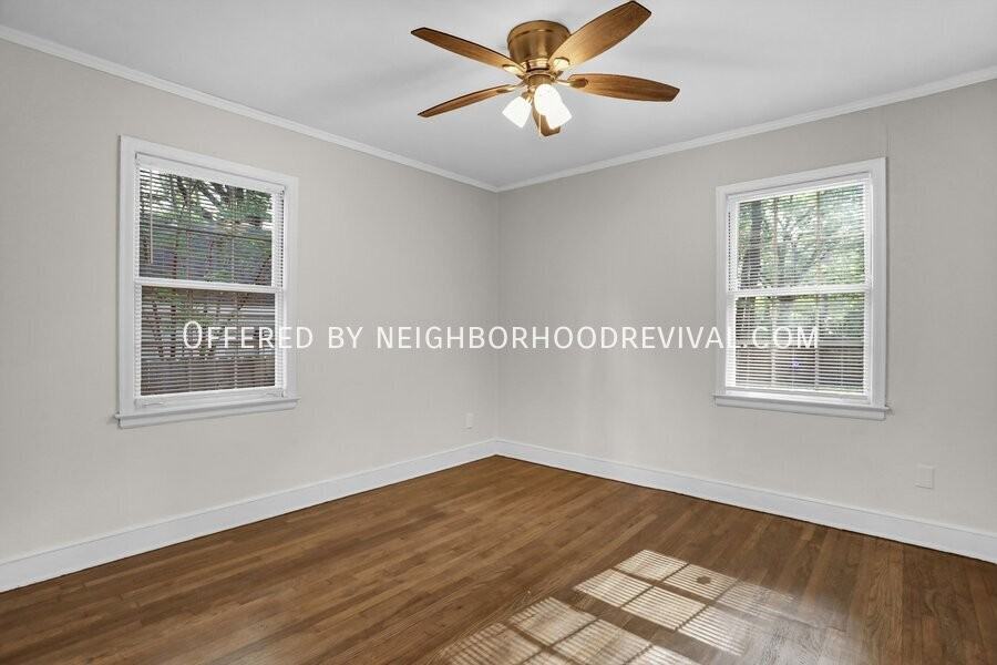 1092 Minor St - Photo 5 of 19