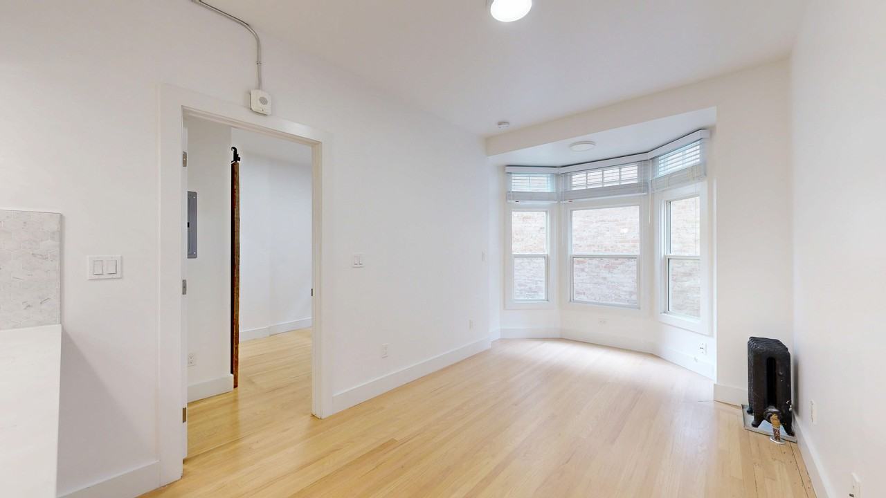 867 Sutter St #107 - Photo 7 of 11