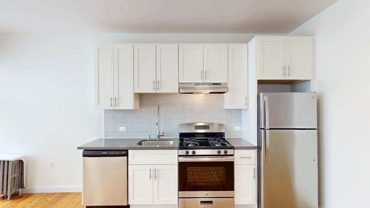 701 Fell St #19 - Photo 2 of 9