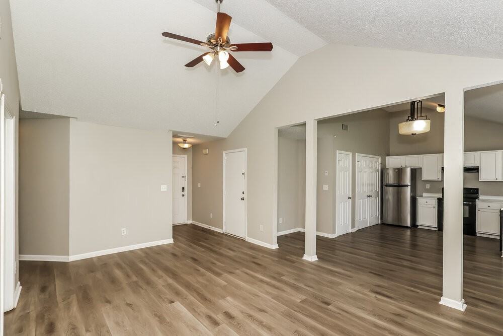 725 Cherry Branch Cir - Photo 5 of 16