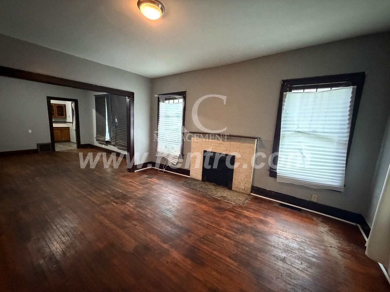619 Harmon St - Photo 6 of 13