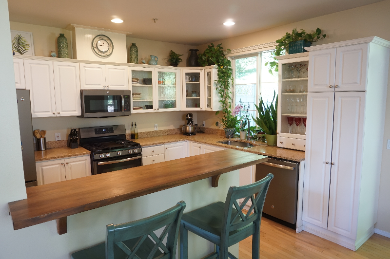 22019 39th Pl S - Photo 4 of 27