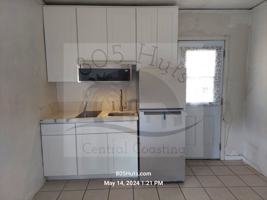 featured image of 327 W Tunnell St