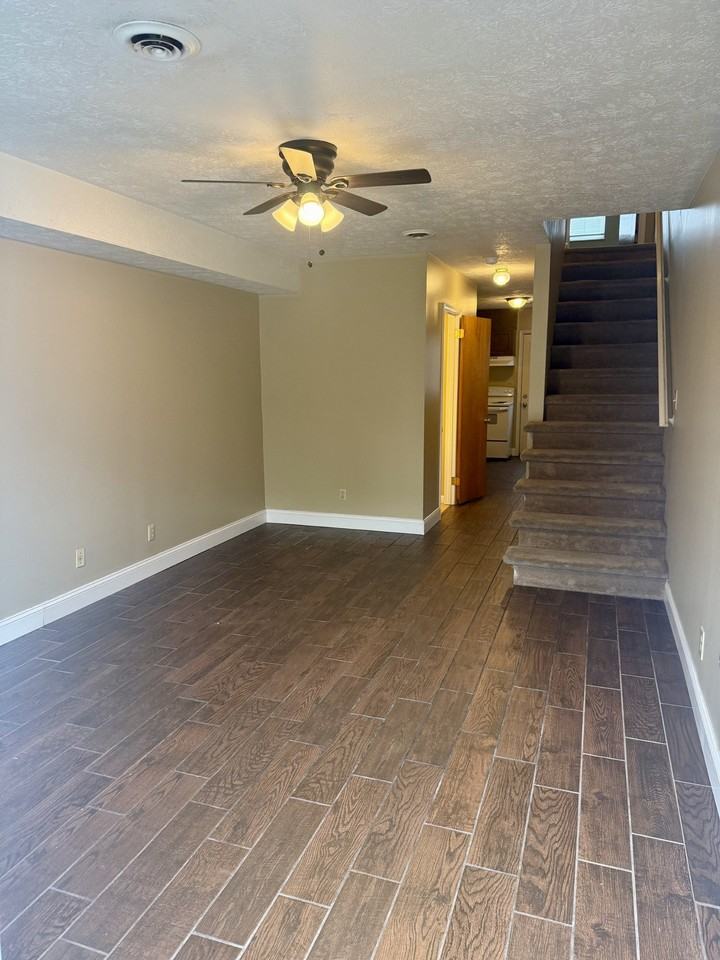 2305 Adams Ave #2 - Photo 4 of 20