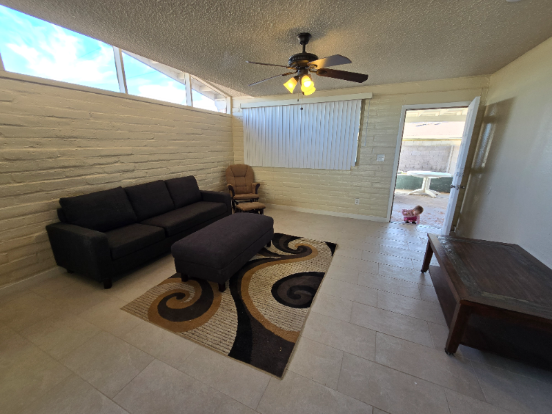 14602 N 30th Dr - Photo 3 of 6