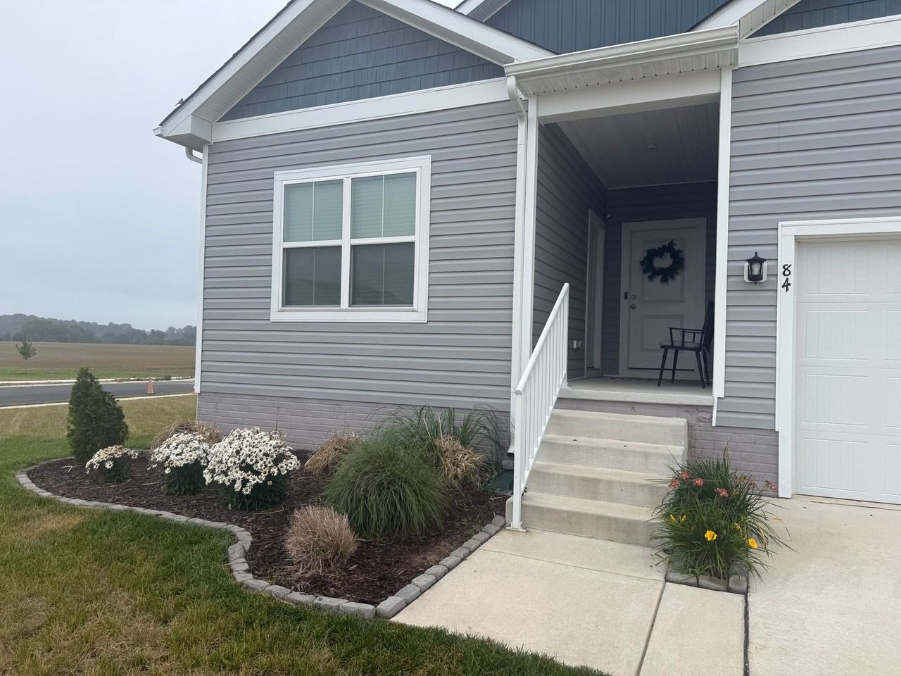 84 Pontoon Dr - Photo 5 of 40