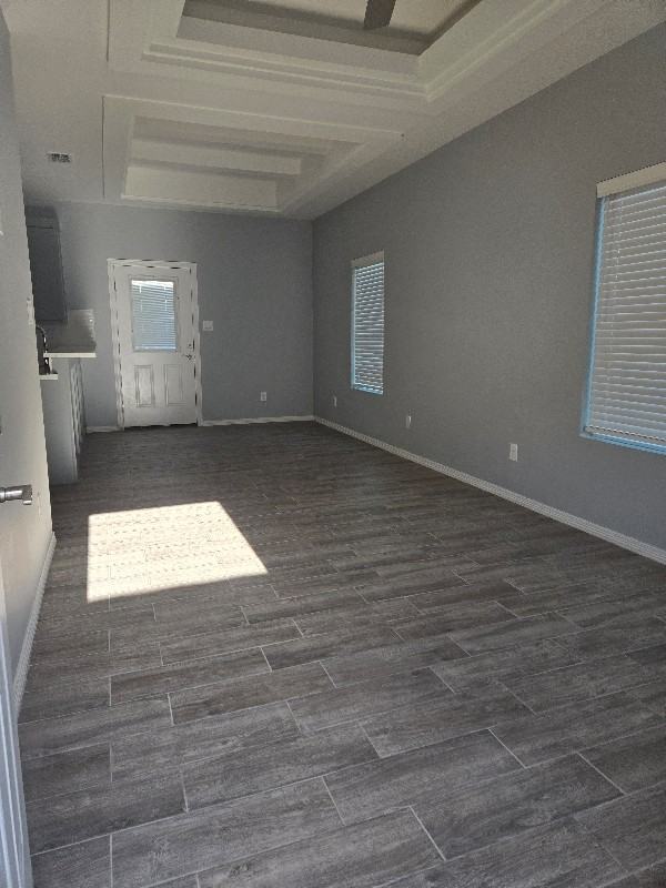 421 E Acacia St #2 - Photo 4 of 21