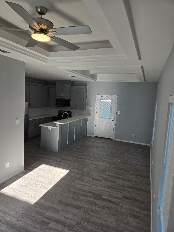 421 E Acacia St #2 - Photo 6 of 21
