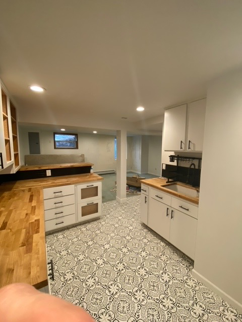 2207 S Manito Blvd - Photo 5 of 10