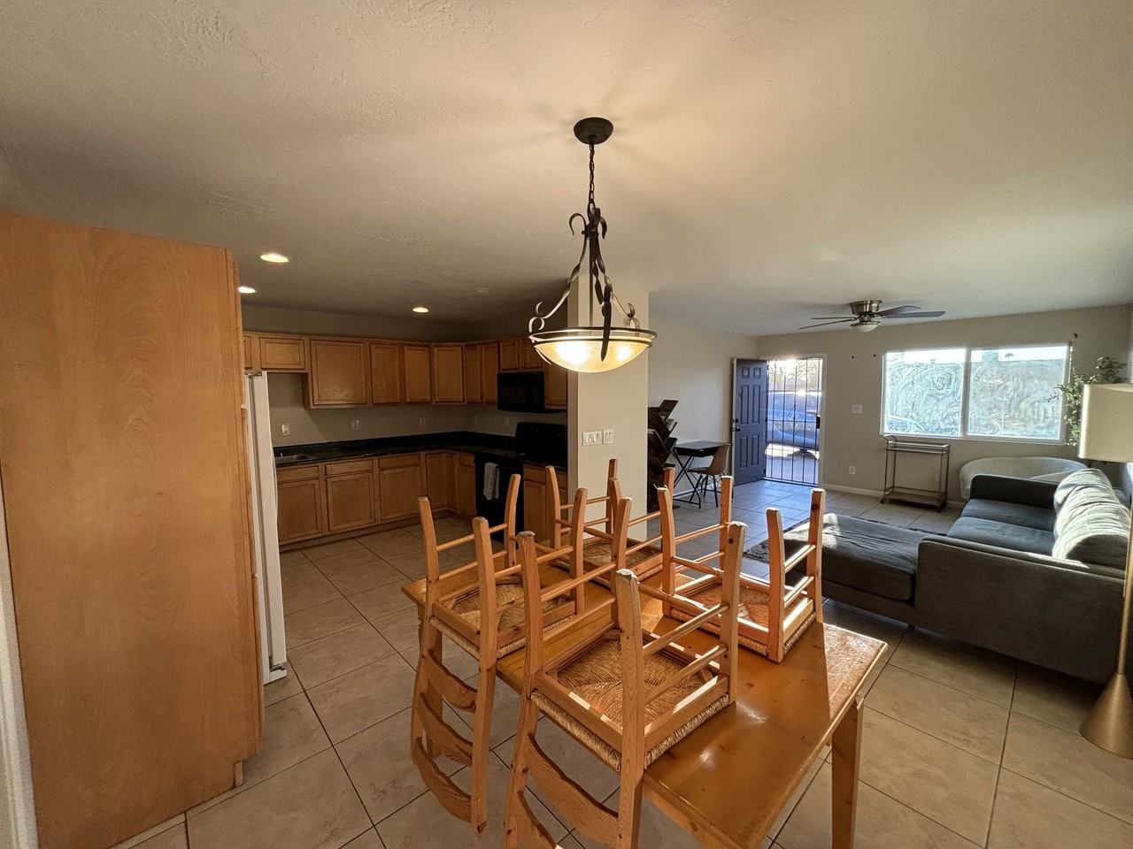 8527 N 31st Dr - Photo 2 of 5