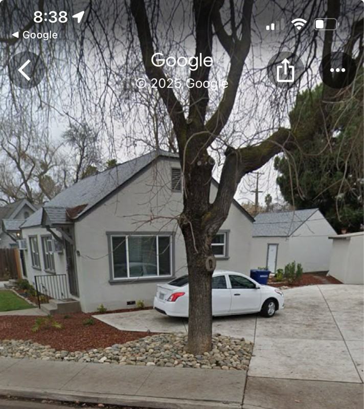 202 Ash St - Photo 2 of 9