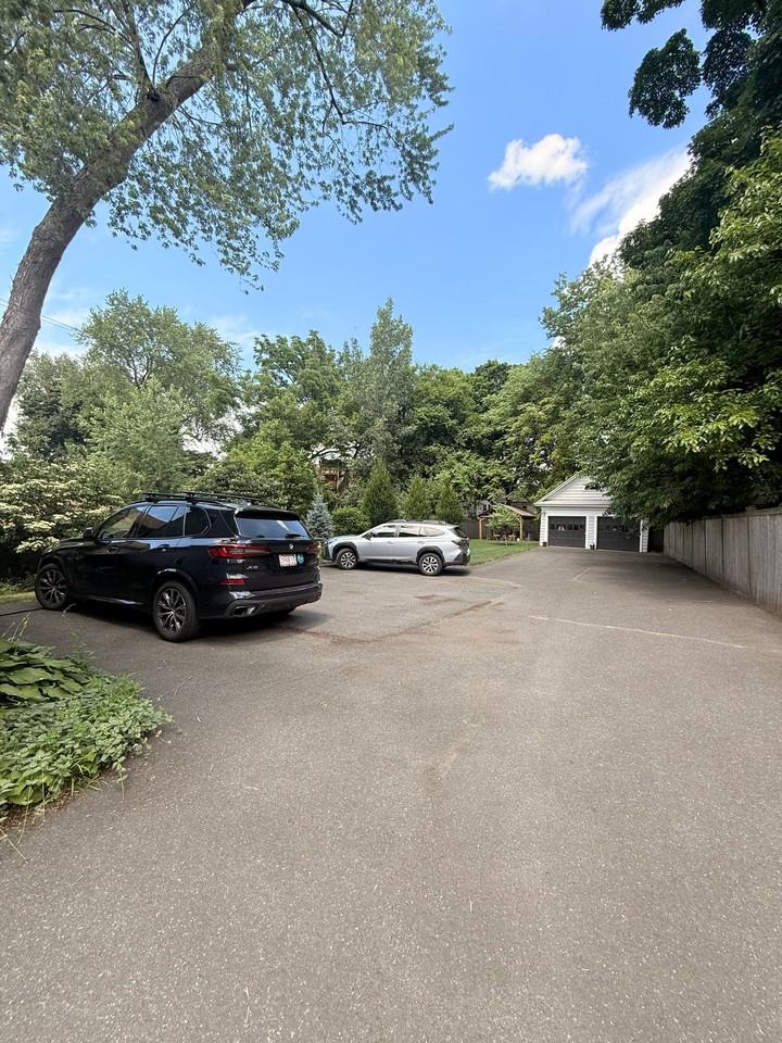 95 Forest Park Ave - Photo 2 of 13