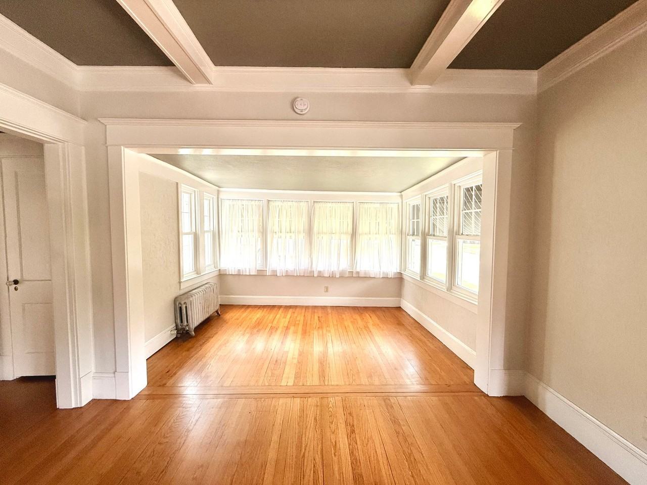 95 Forest Park Ave - Photo 6 of 13