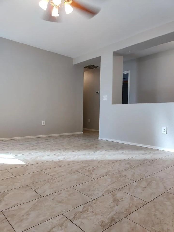 3283 S Bowman Rd - Photo 6 of 20