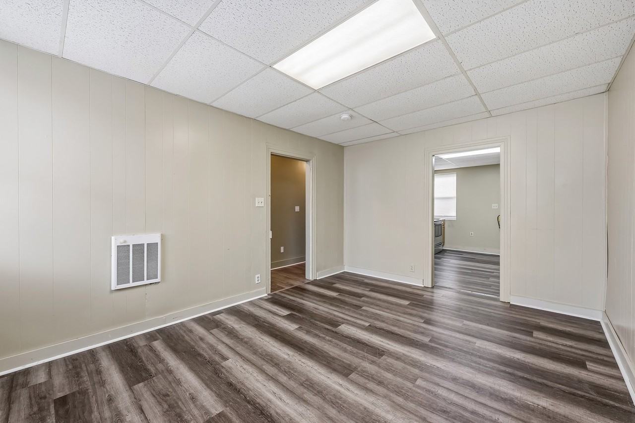 1112 Butler St #7 - Photo 2 of 14