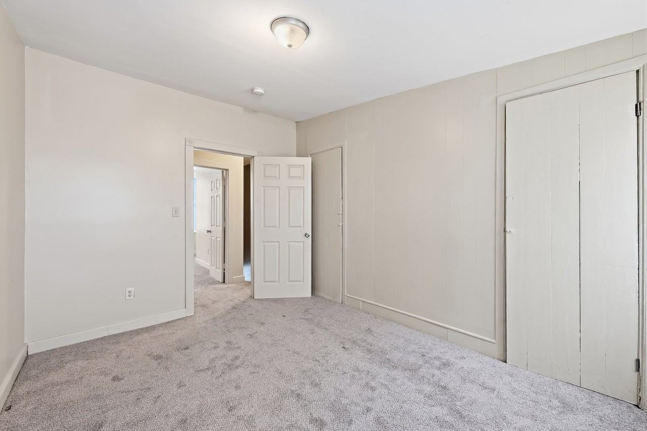 1112 Butler St #7 - Photo 7 of 14