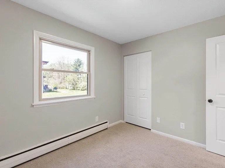 2081 Hillview Rd #4 - Photo 7 of 13