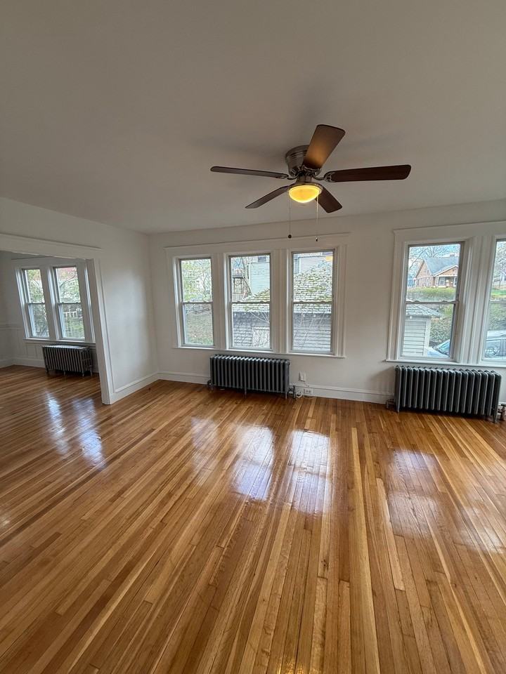 12 Hooper St #12HOOPERST - Photo 6 of 7