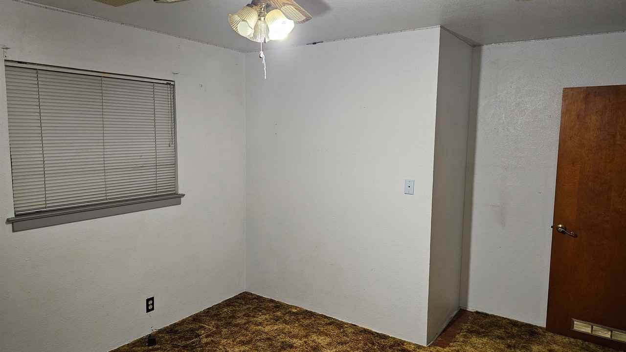 5539 E Saginaw Way #1 - Photo 2 of 5