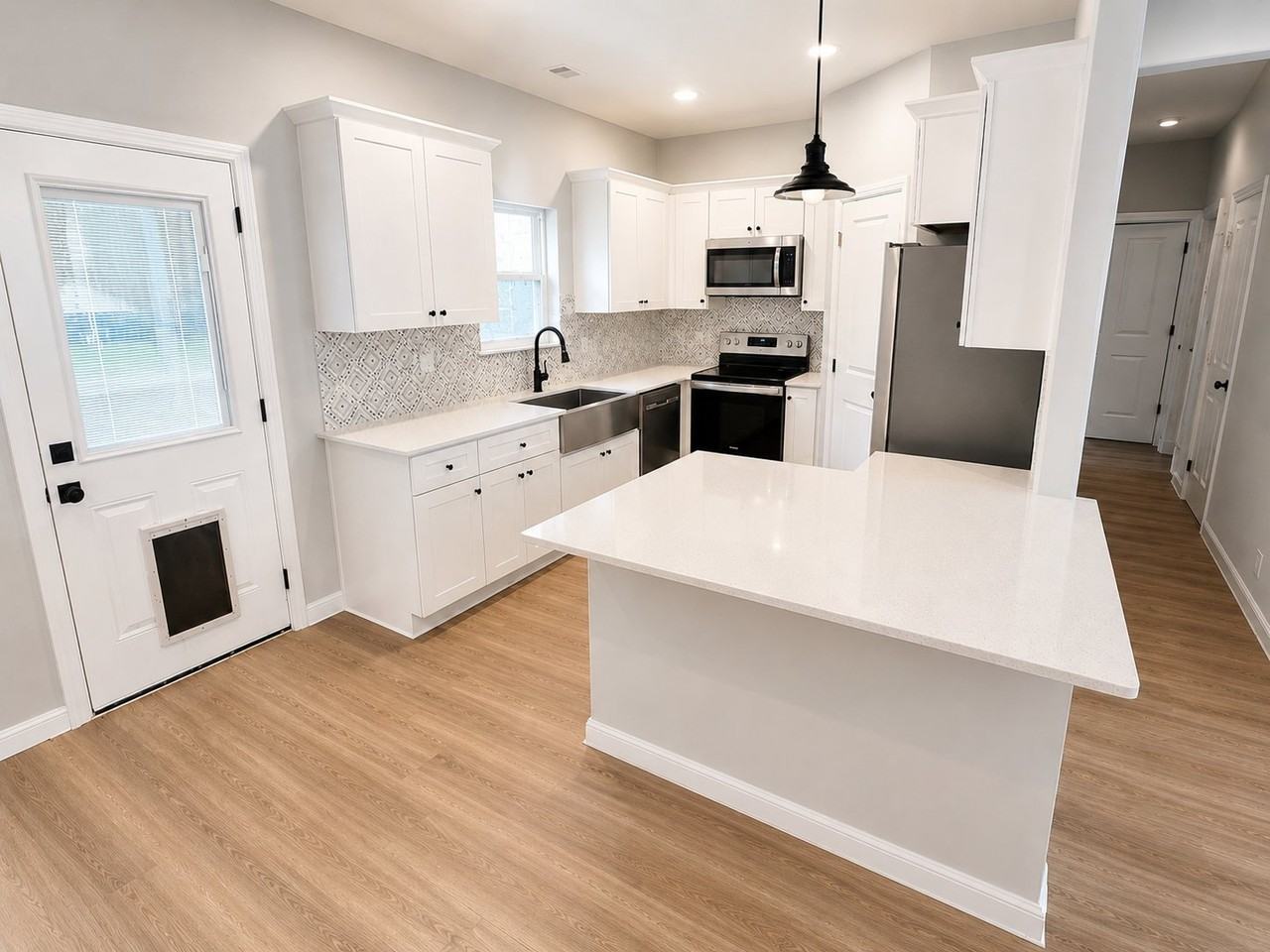 127 Wells St - Photo 4 of 6