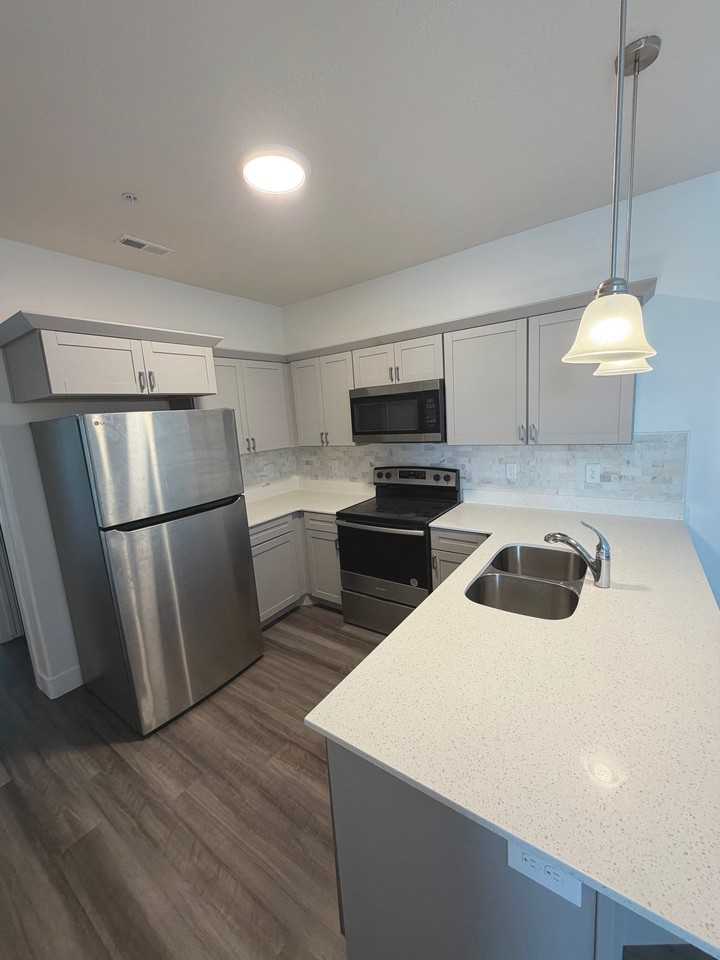 762 N Lang Ct #301 - Photo 7 of 30
