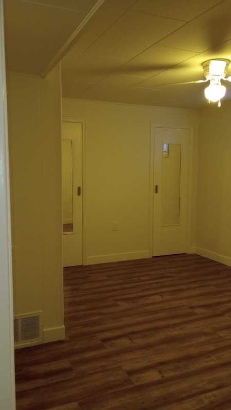 2576 Jackson Ave - Photo 7 of 8