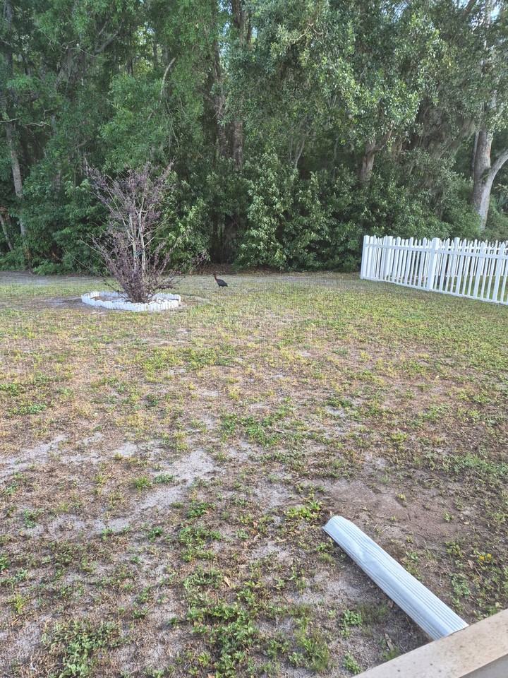 8136 Matthew Dr - Photo 2 of 9