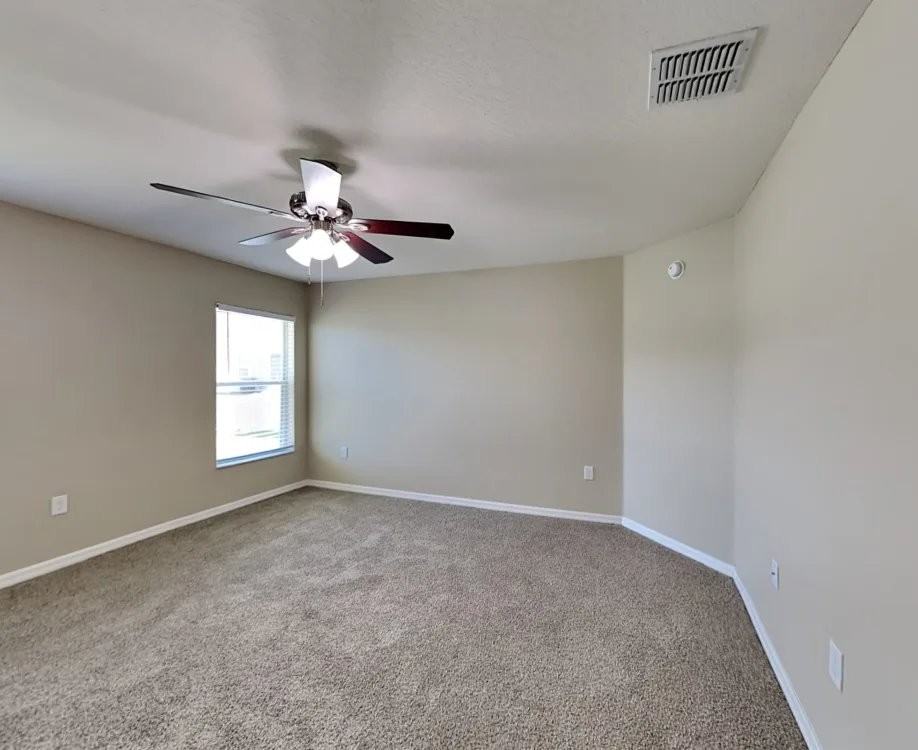 938 Blue Tide Ln - Photo 4 of 9