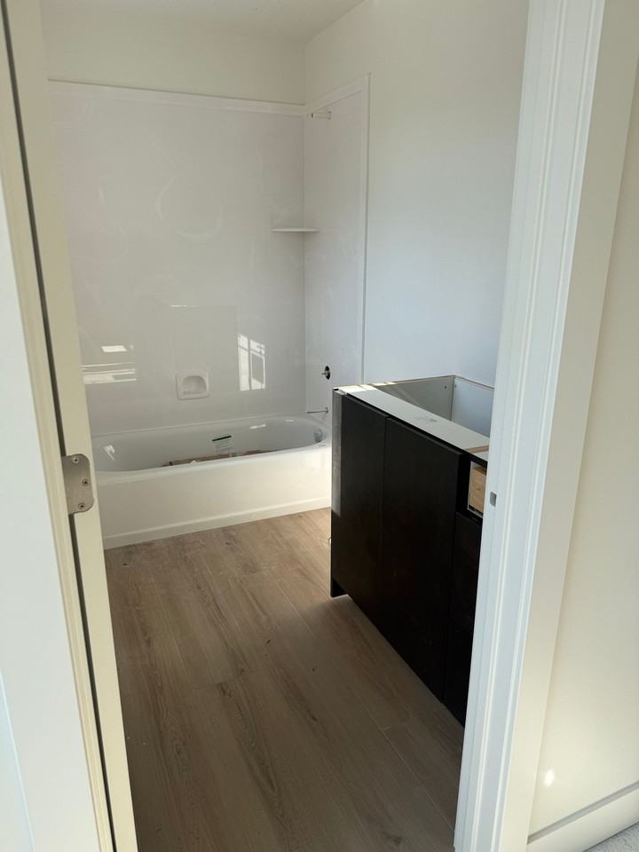 2070 Ne #33 - Photo 3 of 3