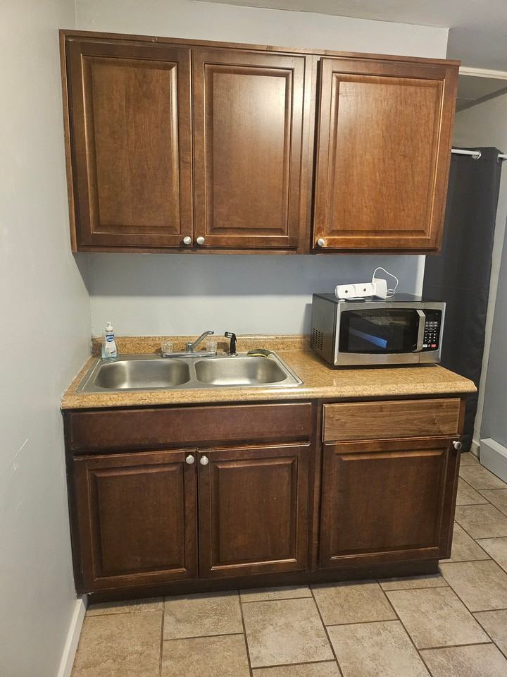 304 South Ave - Photo 3 of 14