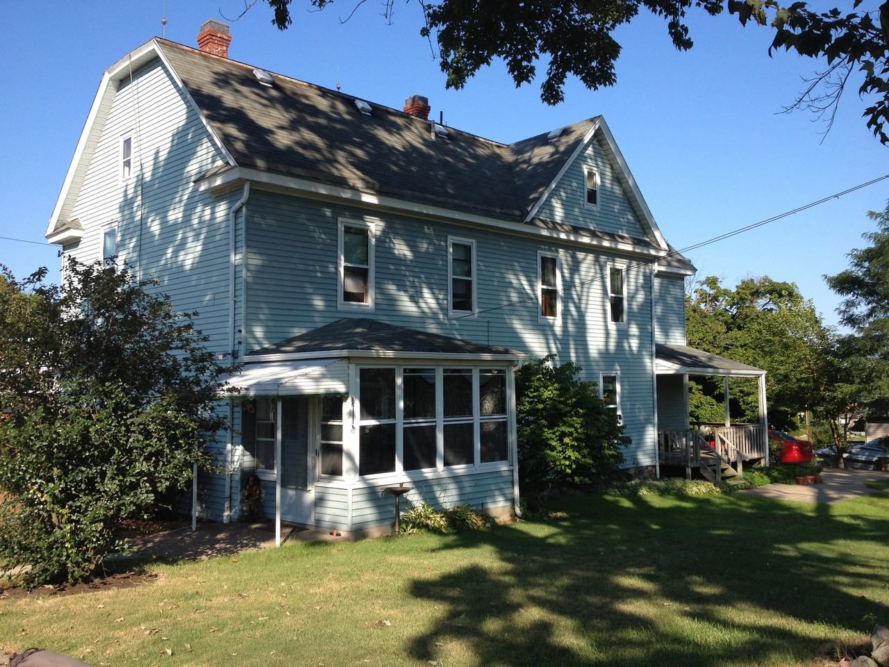 3921 Longview Ave - Photo 2 of 17