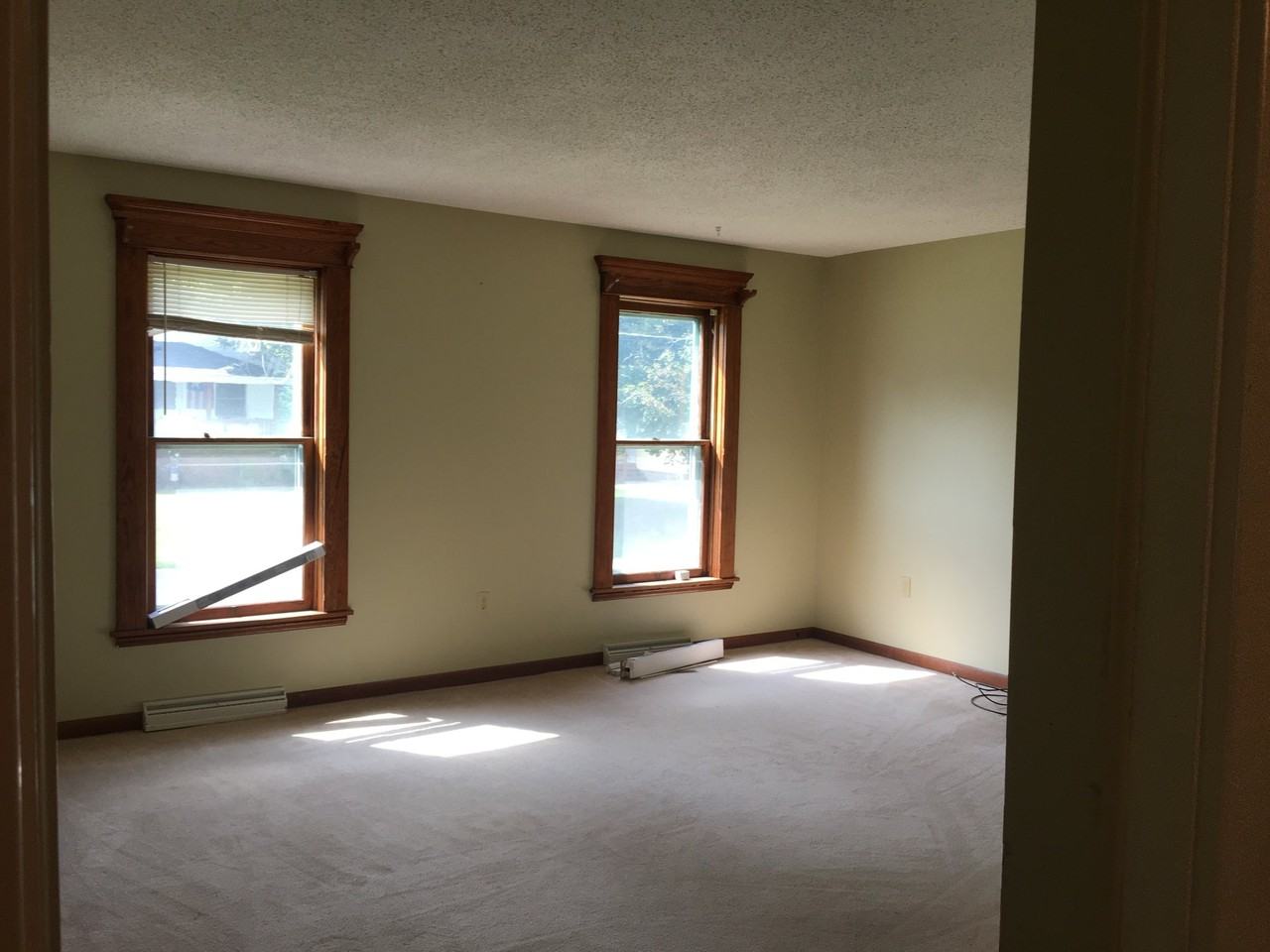 3921 Longview Ave - Photo 7 of 17