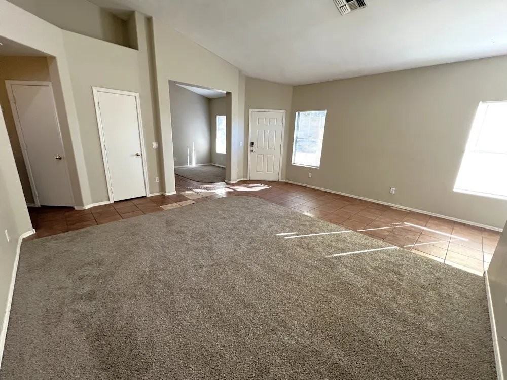 6348 W Hilton Ave - Photo 2 of 9