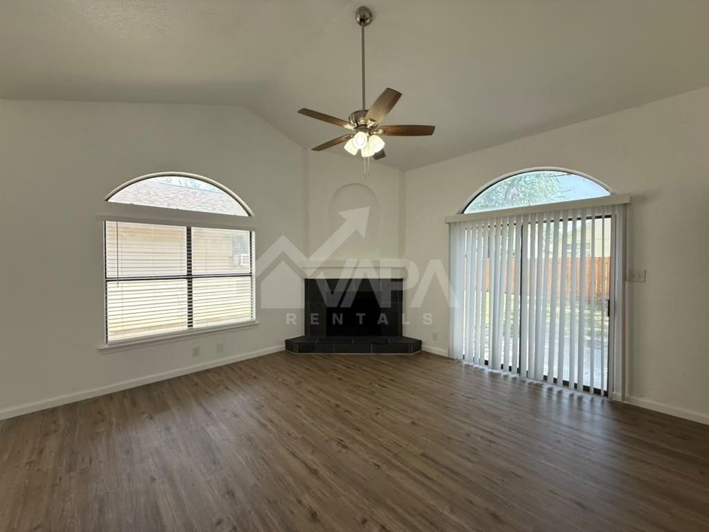 10214 Sunset Fld - Photo 4 of 14