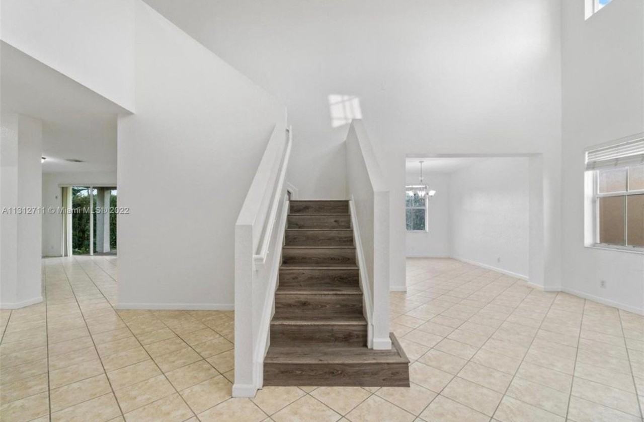 736 Tulip Cir - Photo 7 of 19