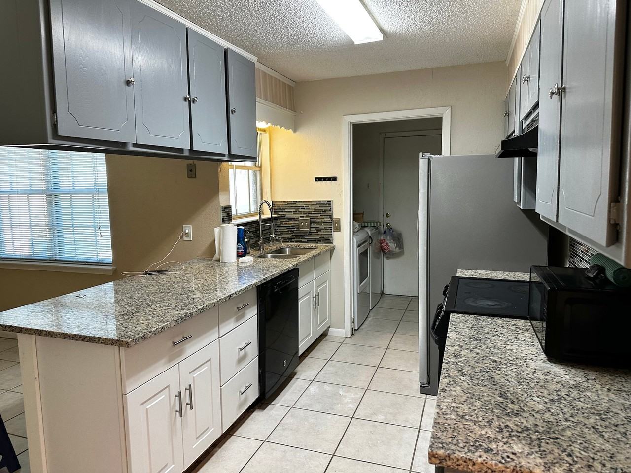 8507 Bosque Blvd - Photo 4 of 17