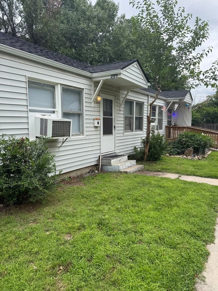 516 S Edwards St #516 - Photo 2 of 16