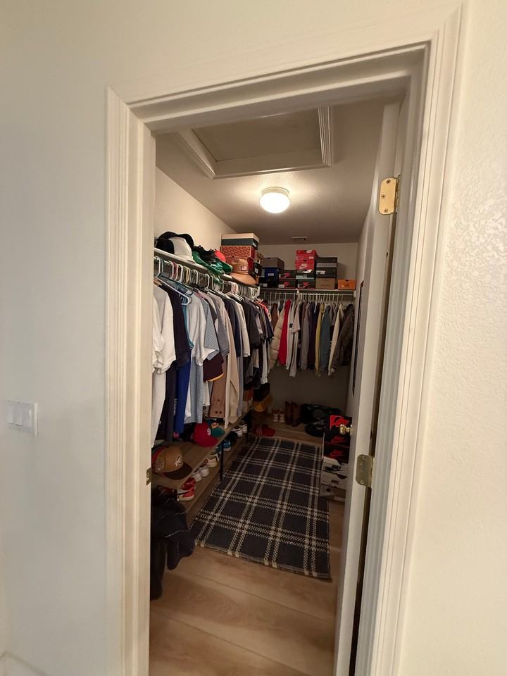 3328 W Belle Ave - Photo 3 of 15