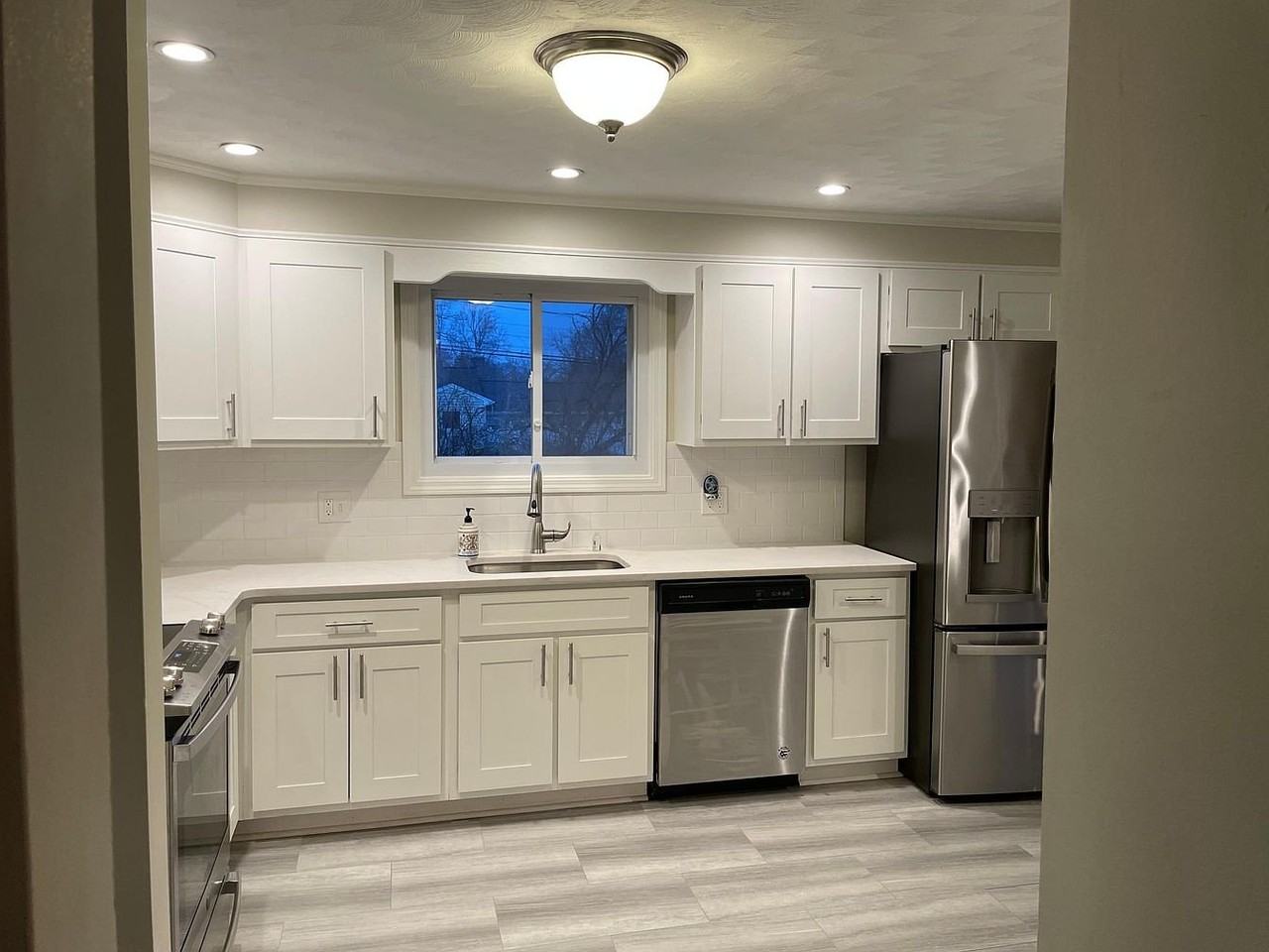 87 Shalimar Dr - Photo 5 of 13