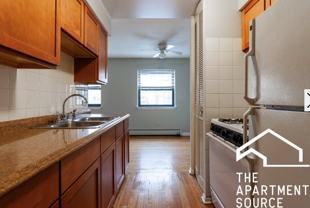 512 W Briar Pl #4 - Photo 1 of 1