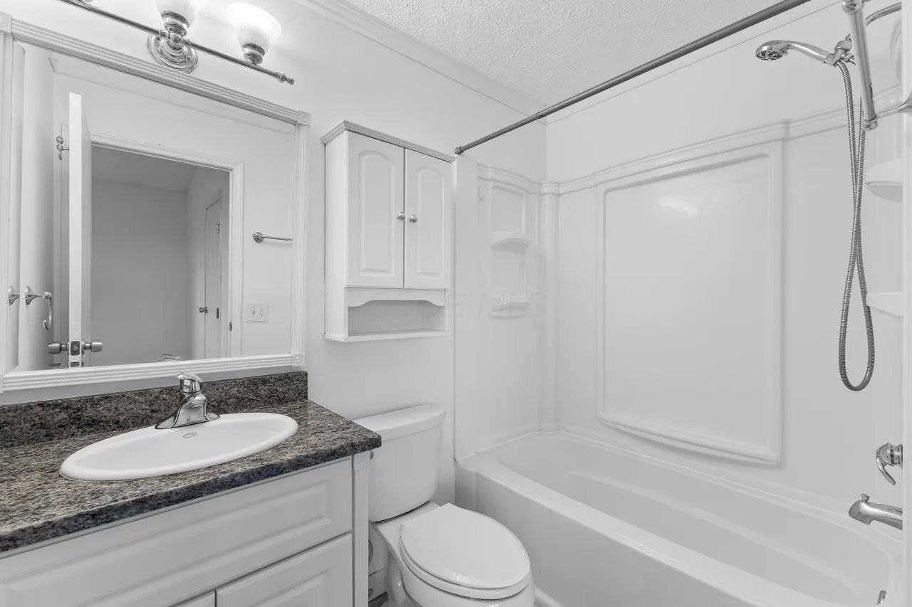 4840 Briston Dr - Photo 6 of 7