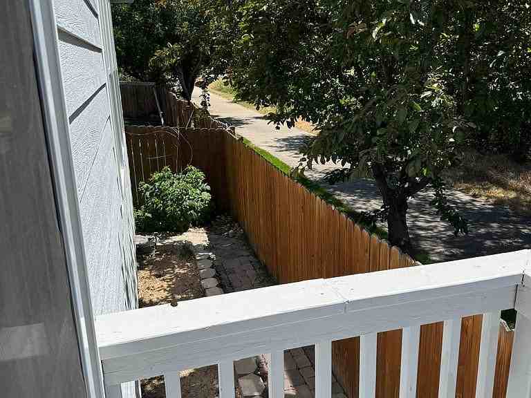 11407 Willamette Way - Photo 2 of 15