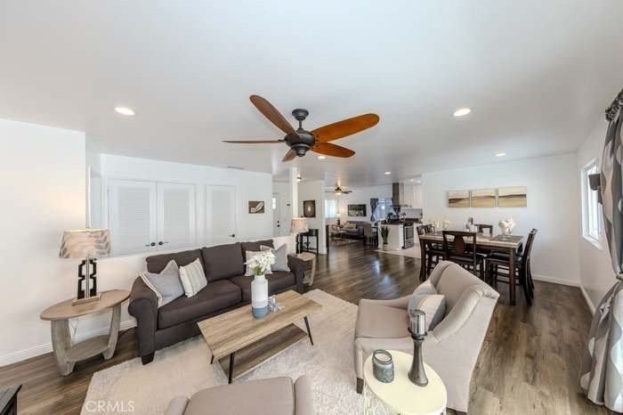 2219 W Coronet Ave - Photo 2 of 13