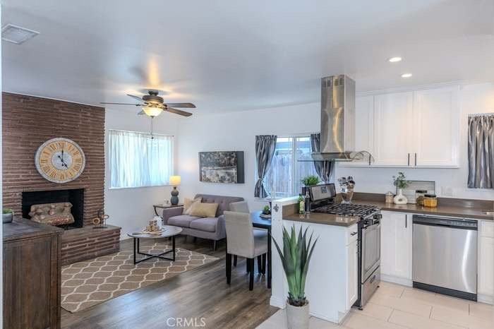 2219 W Coronet Ave - Photo 4 of 13