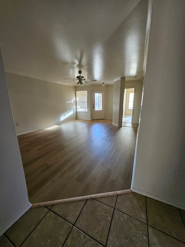 512 N Chicago Ave #A - Photo 6 of 10