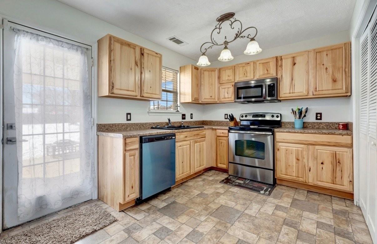 102 Fresca Ct - Photo 5 of 20