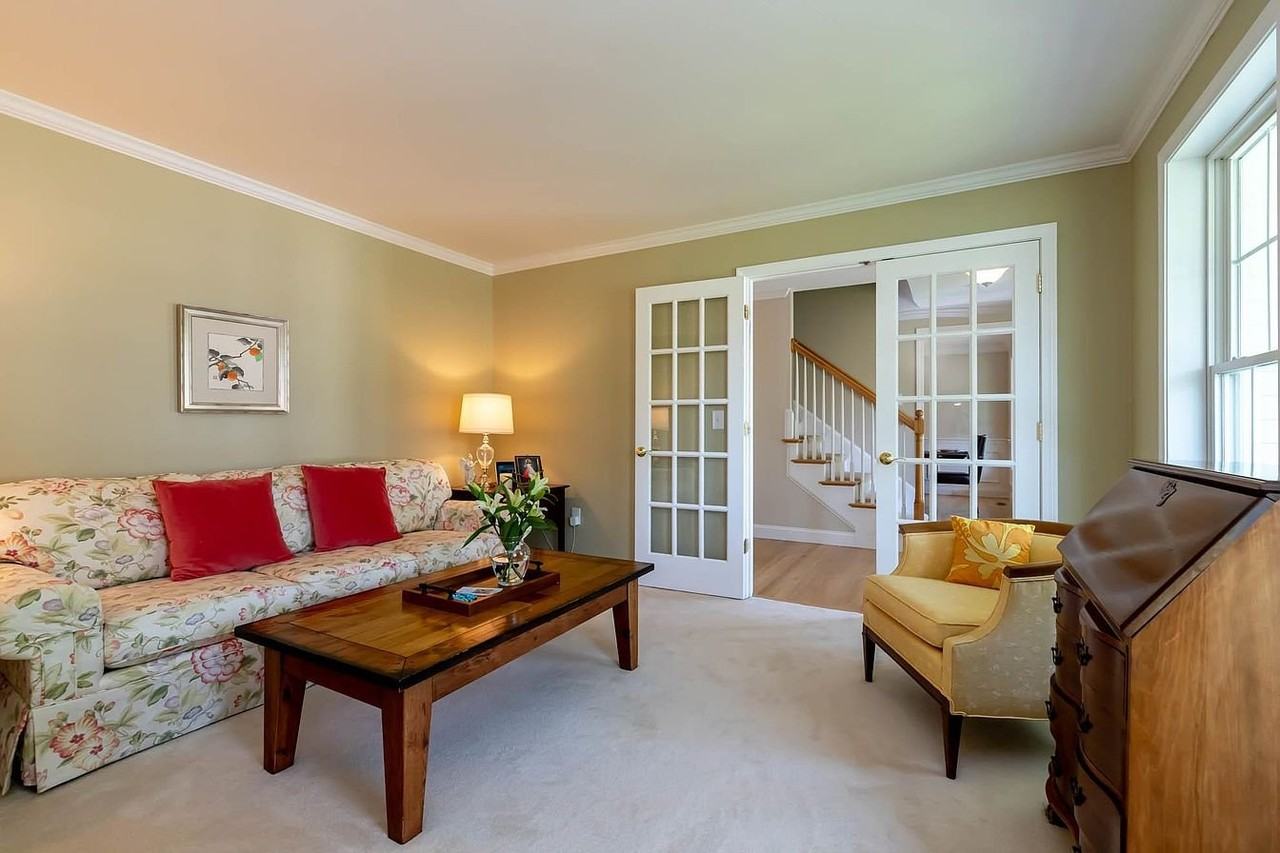 4 Chokeberry Ln - Photo 5 of 18