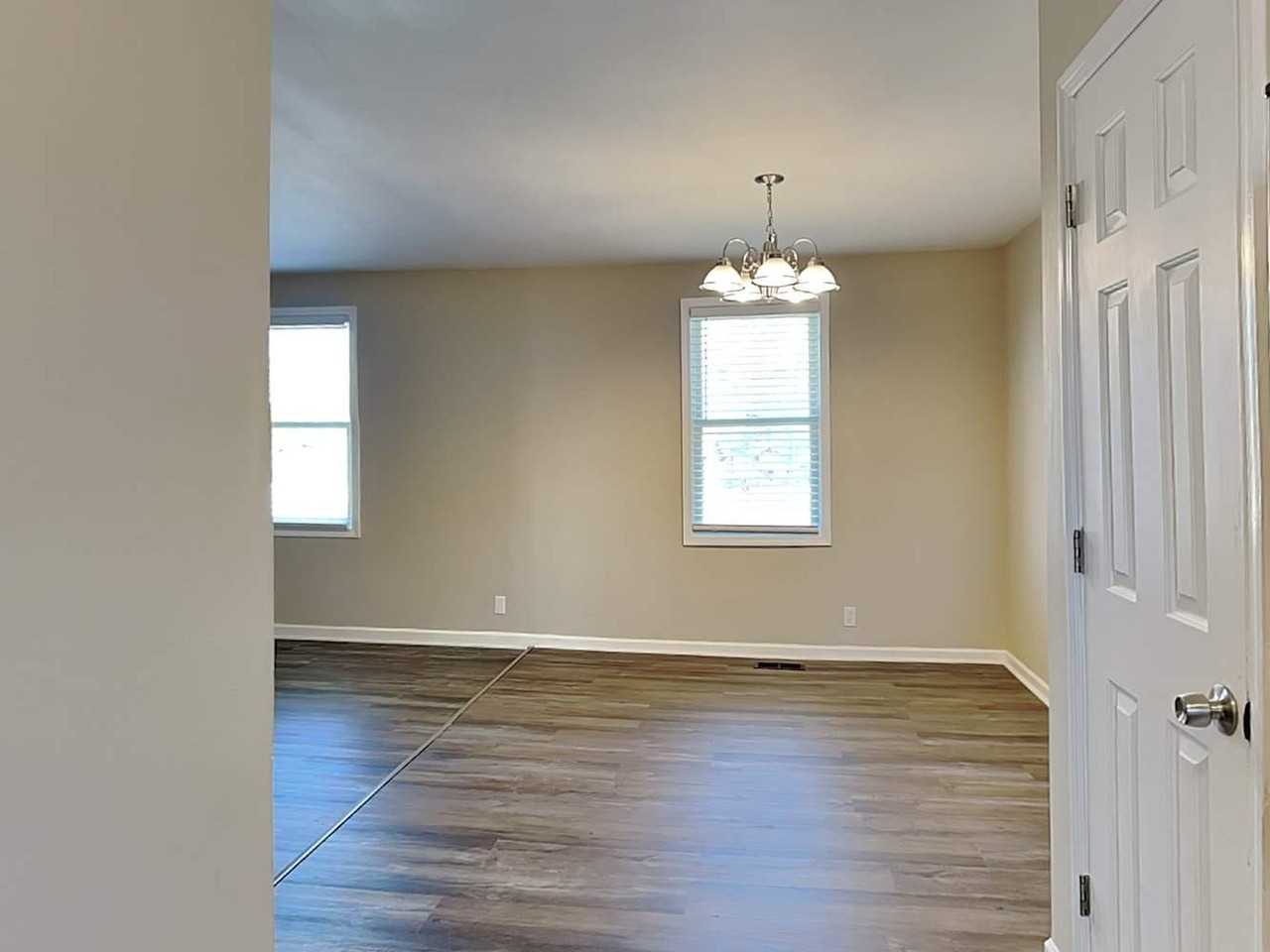 3839 Buena Vista Pike - Photo 3 of 9